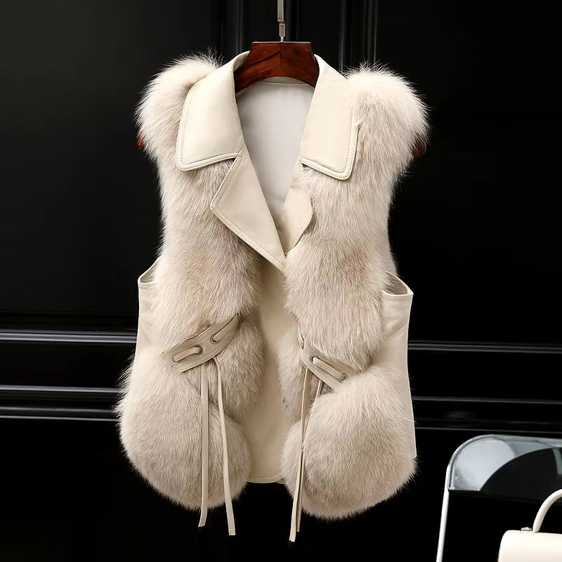 Claire - Women's Faux Fur Notched Collar Sleeveless Gilet 1