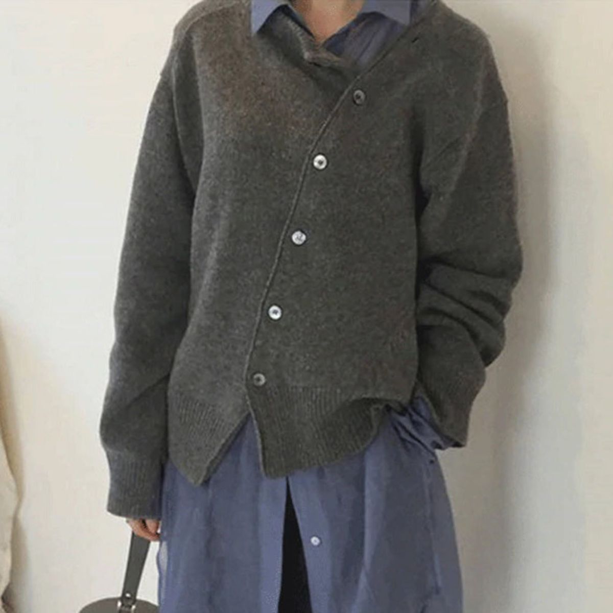 Hazel - Women's Collared Cashmere Cardigan with Ribbed Cuffs