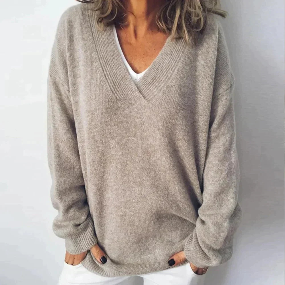 Portia - Women's V-Neck Ribbed Knit Sweater